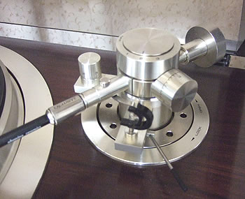 tonearm.jpg